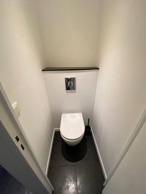 Apartment In Hyper Center - 3 Bedrooms Arles Bagian luar foto